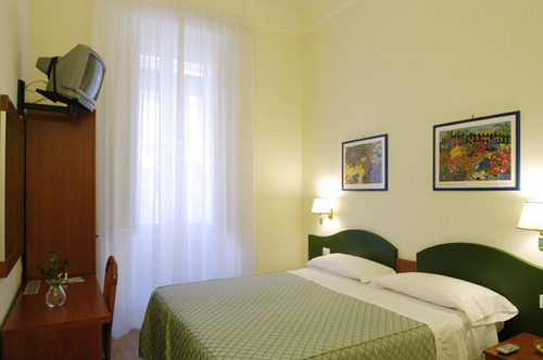 cheap bed and breakfast rome termini