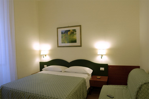 cheap bed and breakfast rome centre